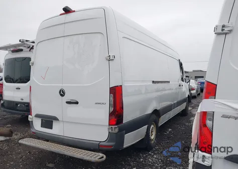 2019 Mercedes-Benz Sprinter 2500 High Roof V6 из США, поврежденный, VIN WD3PF1CD3KP052616